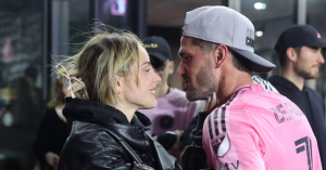 ¡Más unidos que nunca! Rodrigo De Paul y Tini Stoessel sorprenden con apasionado beso tras victoria del Inter Miami