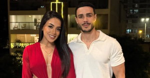 ¡No le pierde de vista! Mario Irivarren confiesa que el padre de Onelia Molina siempre lo “vigila”