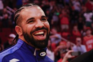 Drake Gifts Family New Escalade & Raps Along to ‘Janice STFU’